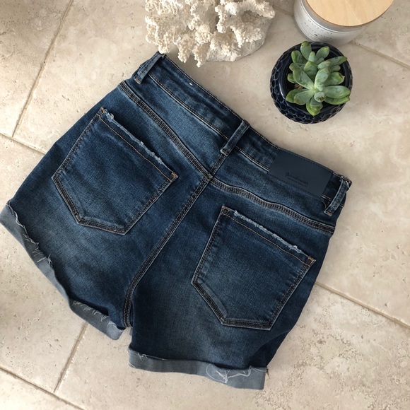 Stradivarius Super High Rise Jean Shorts - Picture 4 of 5